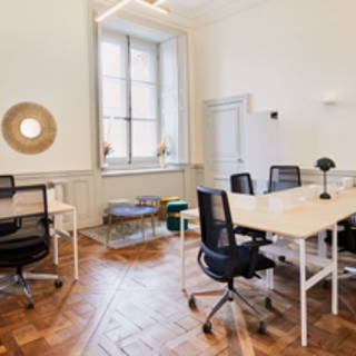 Bureau privé 21 m² 5 postes Coworking Rue Royale Paris 75008 - photo 11